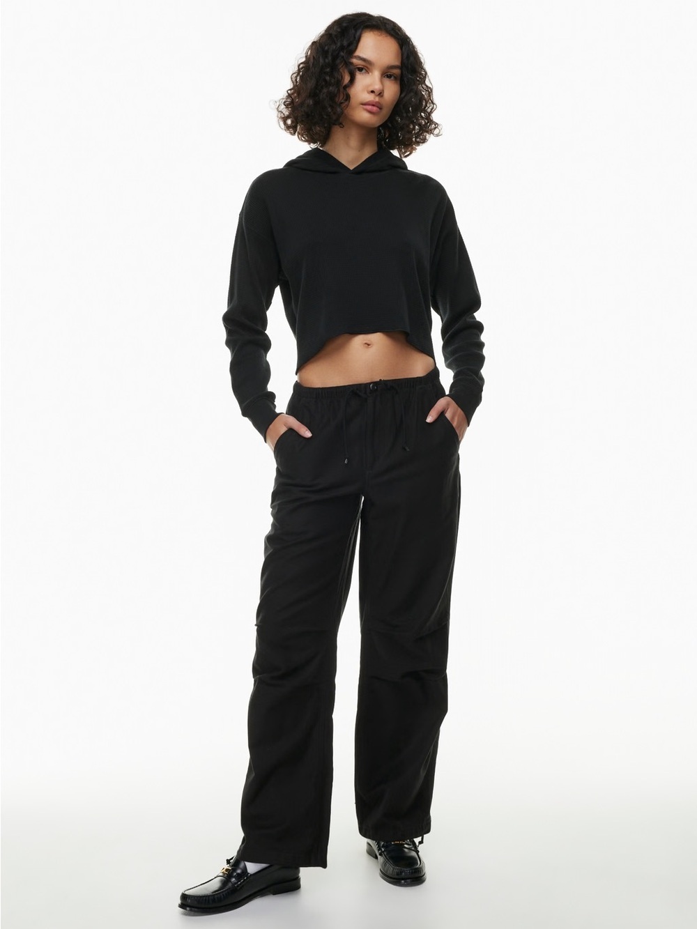 TNA Cache Cargo Pant Mid-Rise Parachute Bottoms Drawcord Cotton Aritzia